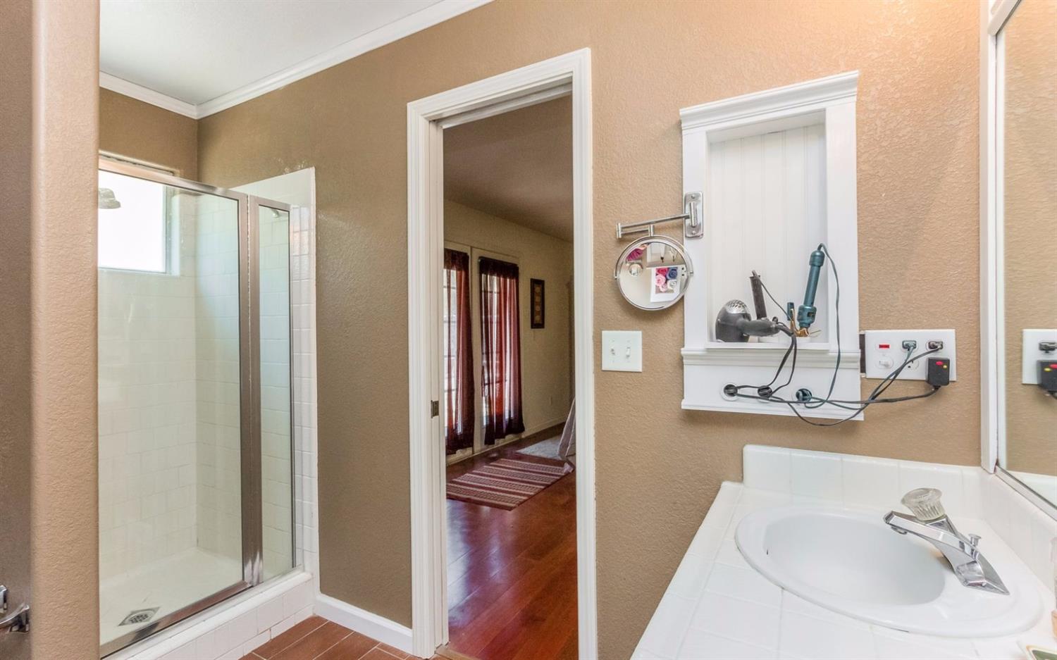 20400 Nicholas Road Clovis, CA 93619 - Photo 13 of 29 Gallery Image 13