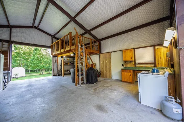 $588,973 | 329 County Road 2804, Alto, TX 75925