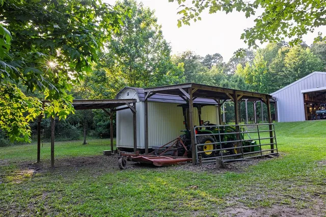 $588,973 | 329 County Road 2804, Alto, TX 75925