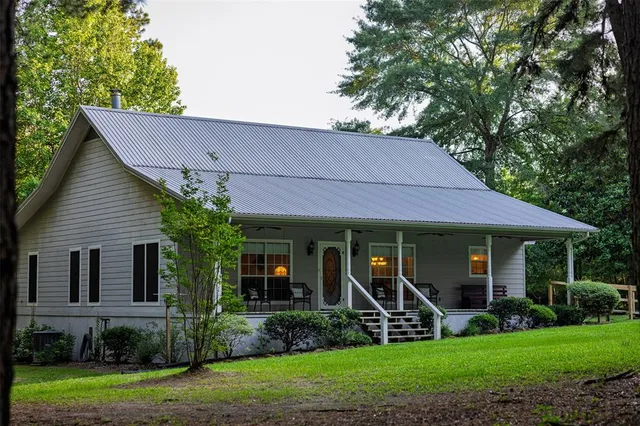 $588,973 | 329 County Road 2804, Alto, TX 75925