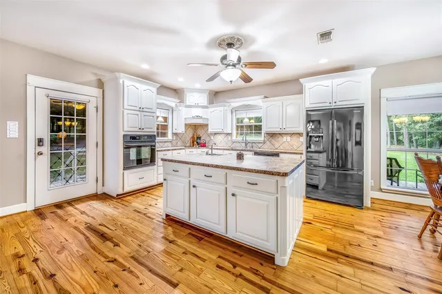 $588,973 | 329 County Road 2804, Alto, TX 75925