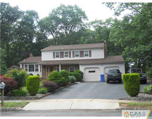 22 Boxwood Road Piscataway, NJ 08854 - Photo 2 of 18 Gallery Image 2