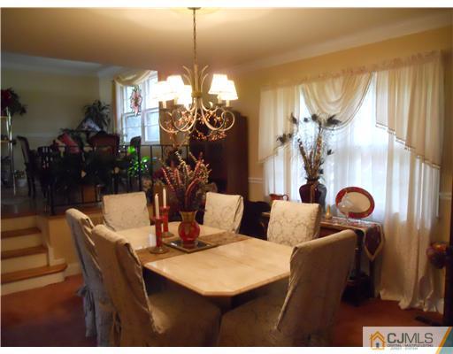 22 Boxwood Road Piscataway, NJ 08854 - Photo 11 of 18 Gallery Image 11