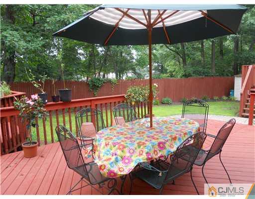 22 Boxwood Road Piscataway, NJ 08854 - Photo 3 of 18 Gallery Image 3
