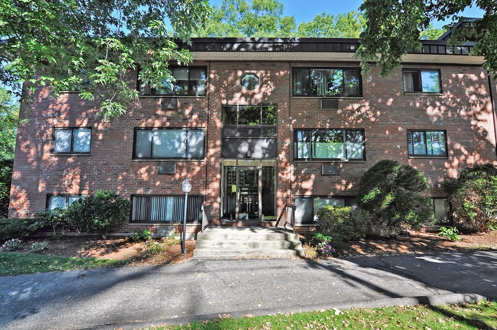 1323 Worcester Road, Unit E7 Framingham, MA 01701 - Photo 1 of 18