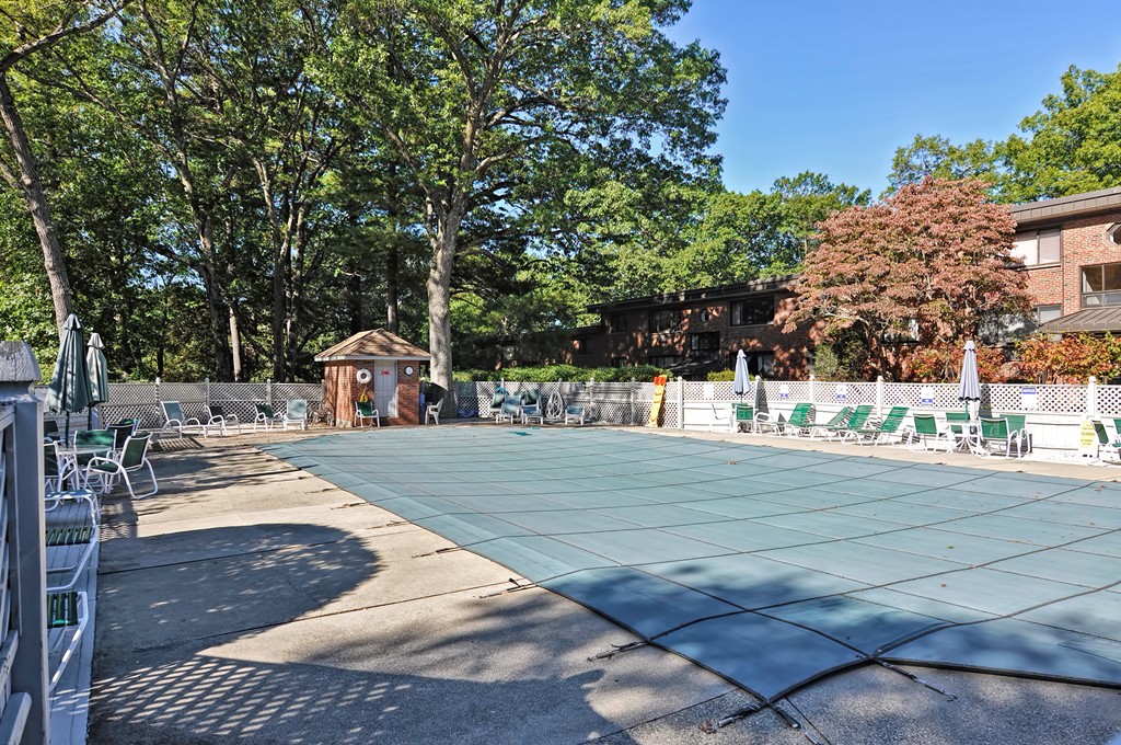 1323 Worcester Road, Unit E7 Framingham, MA 01701 - Photo 16 of 18