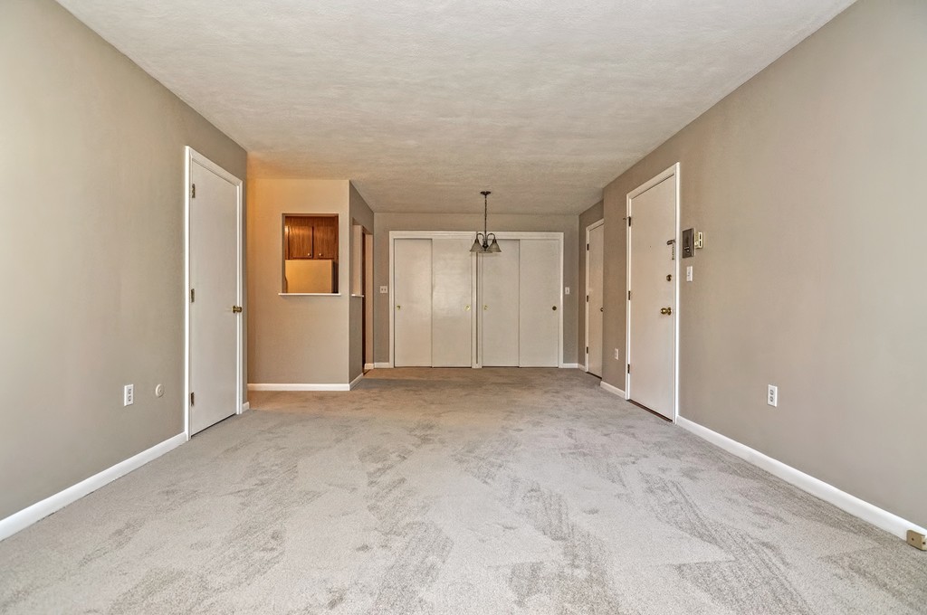 1323 Worcester Road, Unit E7 Framingham, MA 01701 - Photo 6 of 18