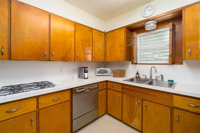 $2,399 | 3602 Ave Q 1/2, Unit UP, Galveston, TX 77550