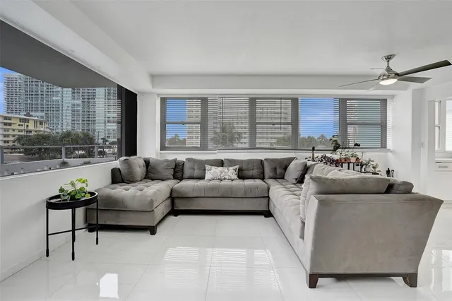 $425,000 | 1900 South Ocean Drive, Unit 301, Fort Lauderdale, FL 33316