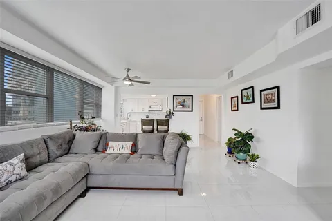 $425,000 | 1900 South Ocean Drive, Unit 301, Fort Lauderdale, FL 33316