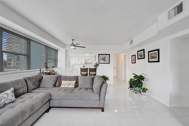 $425,000 | 1900 South Ocean Drive, Unit 301, Fort Lauderdale, FL 33316