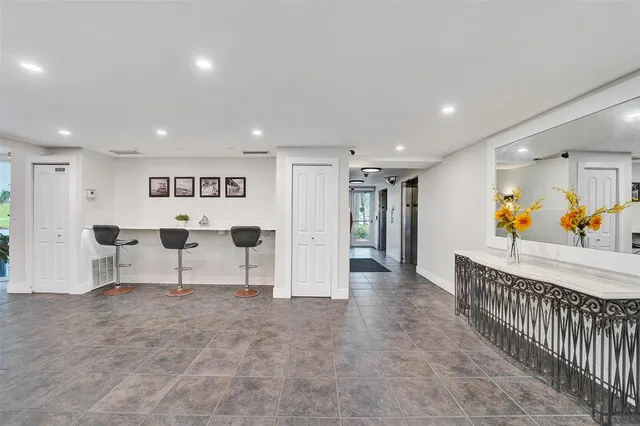 $425,000 | 1900 South Ocean Drive, Unit 301, Fort Lauderdale, FL 33316