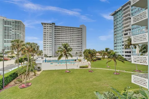 $425,000 | 1900 South Ocean Drive, Unit 301, Fort Lauderdale, FL 33316