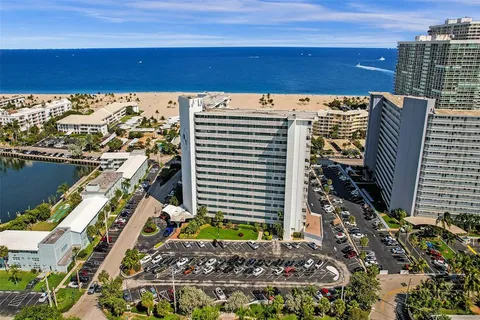 $425,000 | 1900 South Ocean Drive, Unit 301, Fort Lauderdale, FL 33316