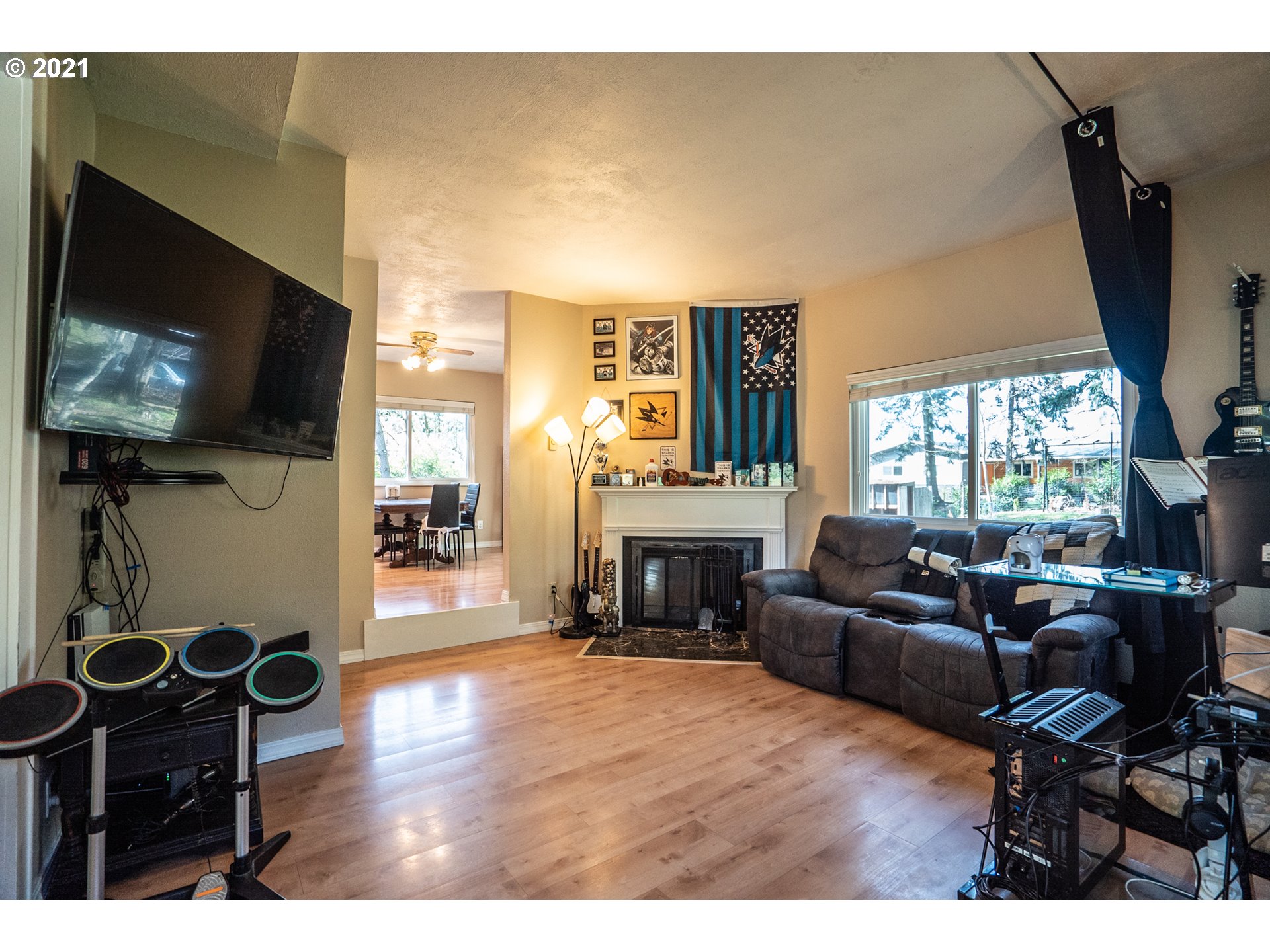 7185 Southwest Taylors Ferry Road Portland, OR 97223 - Photo 8 of 32 Gallery Image 8