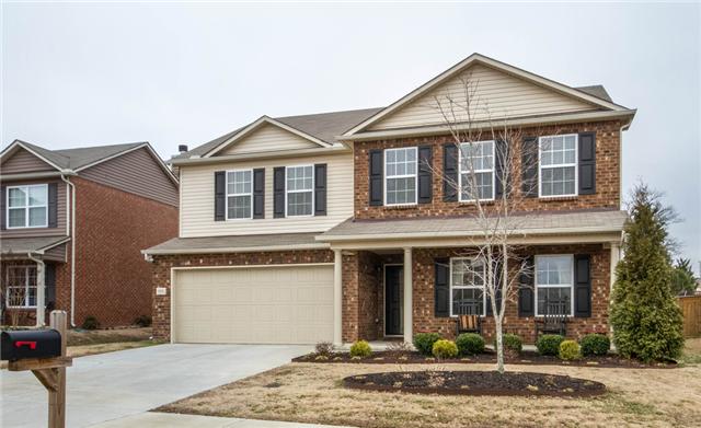 1031 Fulman Road Hendersonville, TN 37075 - Photo 1 of 20 THIS GORGEOUS HOME BOASTS 4 BEDROOMS AND 3 FULL BATHS. MASTER BEDROOM UPSTAIRS AND DOWNSTAIRS!! DON'T MISS OUT ON THIS AMAZING HOME!
