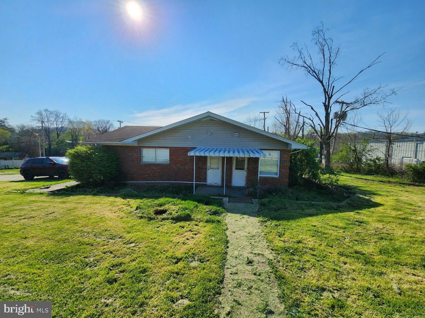 5504 Big Tyler Road Charleston, WV 25313 - Photo 2 of 35