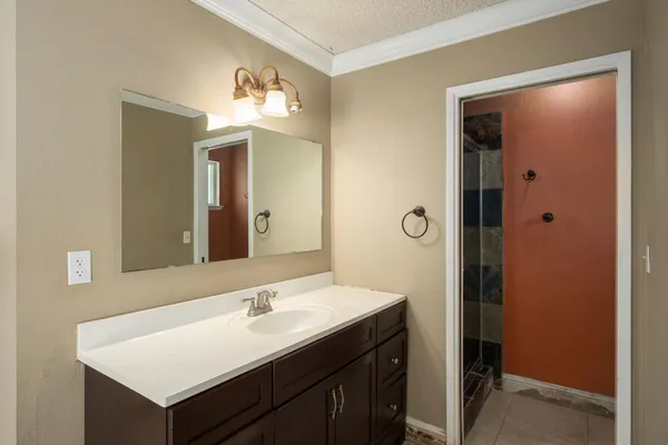 $405,000 | 1305 Barbara Street, Selma, CA 93662