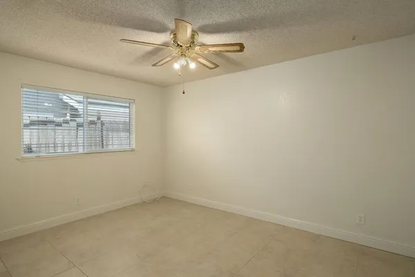 $405,000 | 1305 Barbara Street, Selma, CA 93662