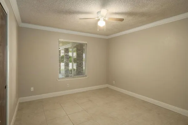 $405,000 | 1305 Barbara Street, Selma, CA 93662