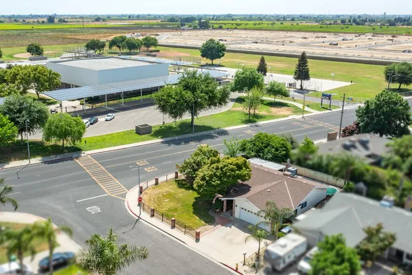 $405,000 | 1305 Barbara Street, Selma, CA 93662