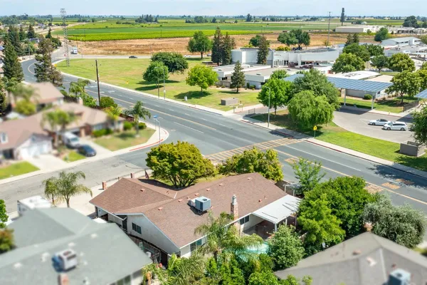 $405,000 | 1305 Barbara Street, Selma, CA 93662
