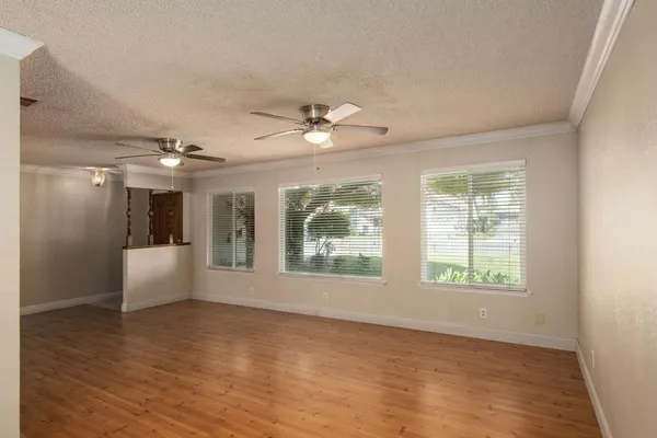 $405,000 | 1305 Barbara Street, Selma, CA 93662