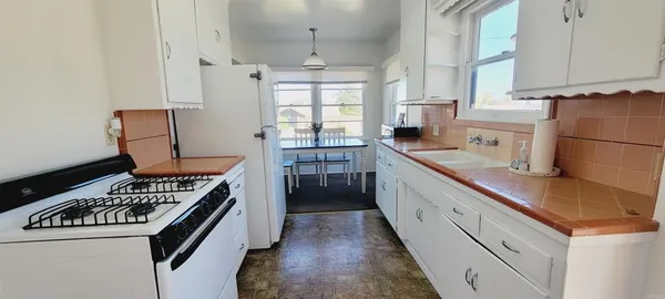 $1,635 | 16911 Glenetta Way, Unit 1, Lake Elsinore, CA 92530