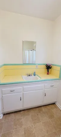 $1,635 | 16911 Glenetta Way, Unit 1, Lake Elsinore, CA 92530