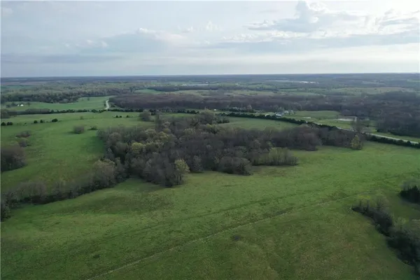 $1,250,000 | Hwy C Highway, Huntsville, MO 65259