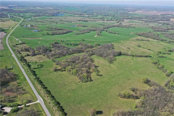 $1,250,000 | Hwy C Highway, Huntsville, MO 65259