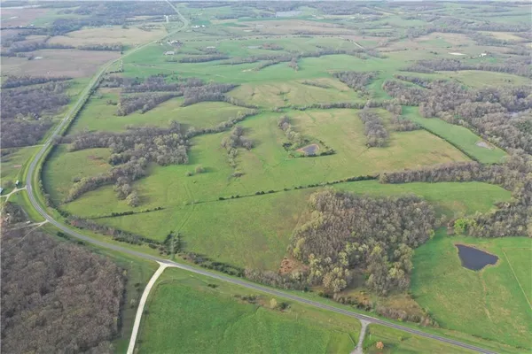 $1,250,000 | Hwy C Highway, Huntsville, MO 65259