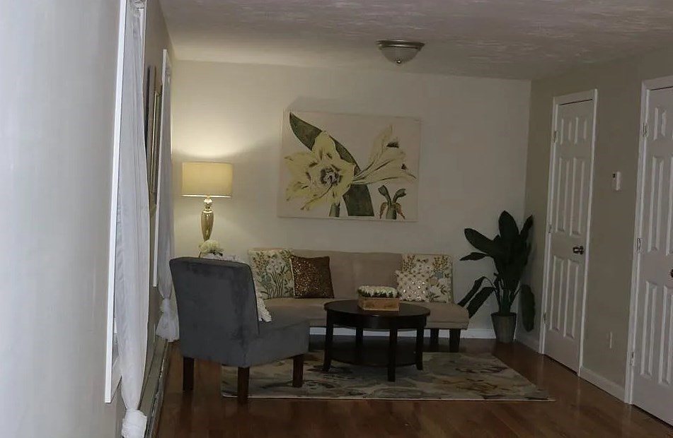 47 Malvern Road Worcester, MA 01610 - Photo 5 of 22