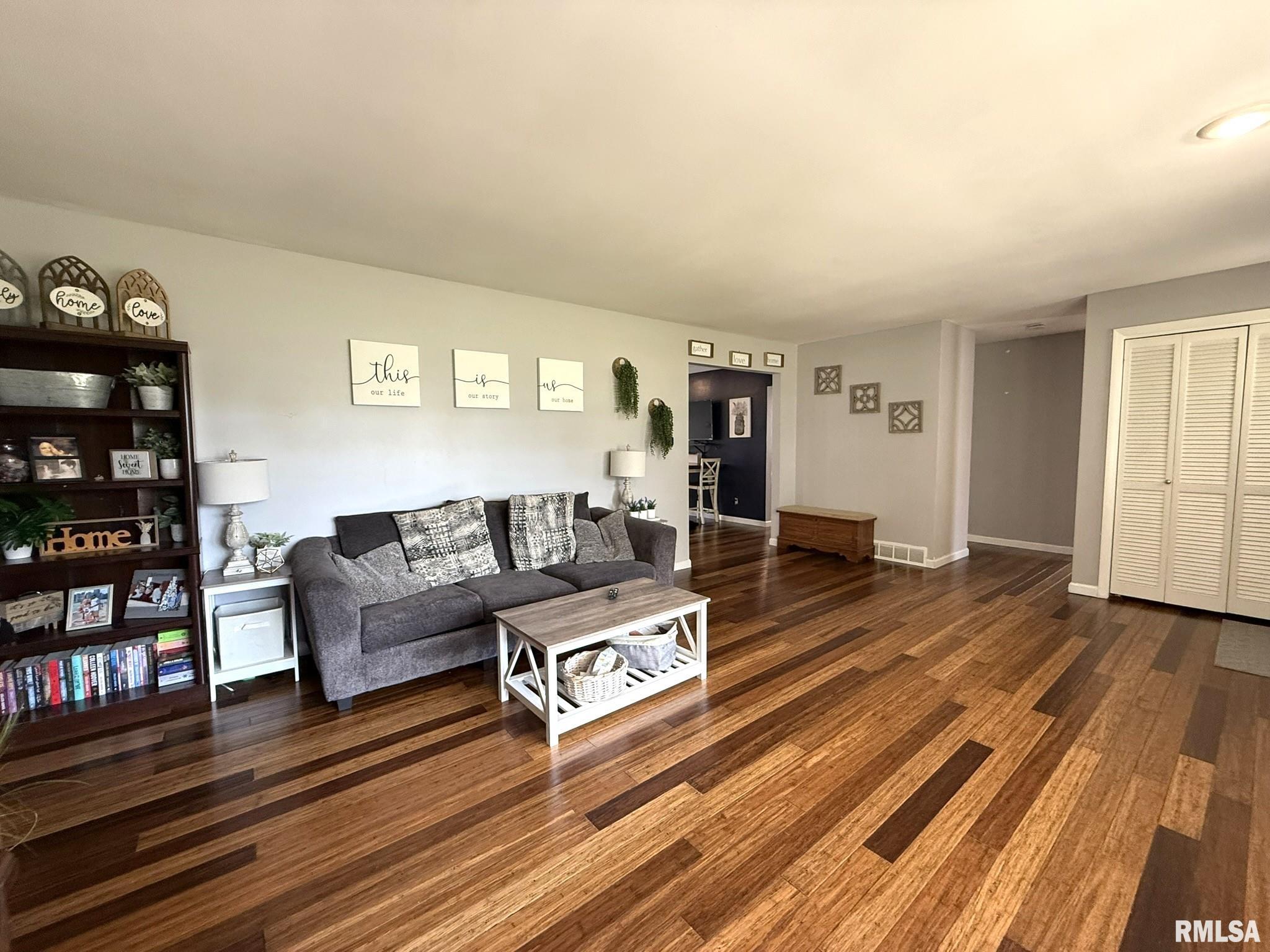 482 East 4th Street Woodhull, IL 61490 - Photo 19 of 58