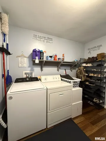 $200,000 | 482 East 4th Street, Woodhull, IL 61490