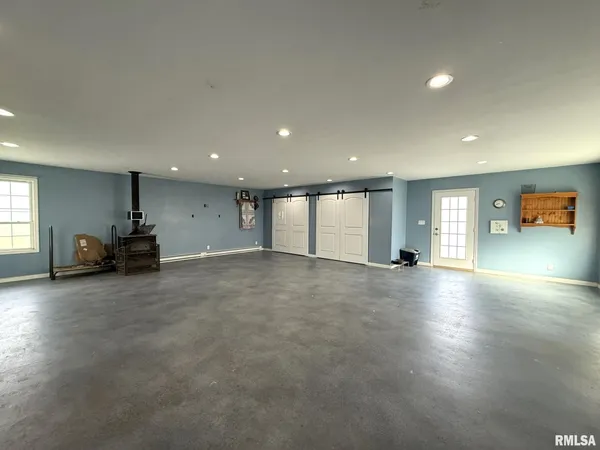 $200,000 | 482 East 4th Street, Woodhull, IL 61490