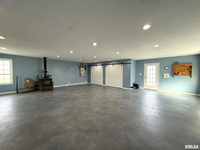 $200,000 | 482 East 4th Street, Woodhull, IL 61490