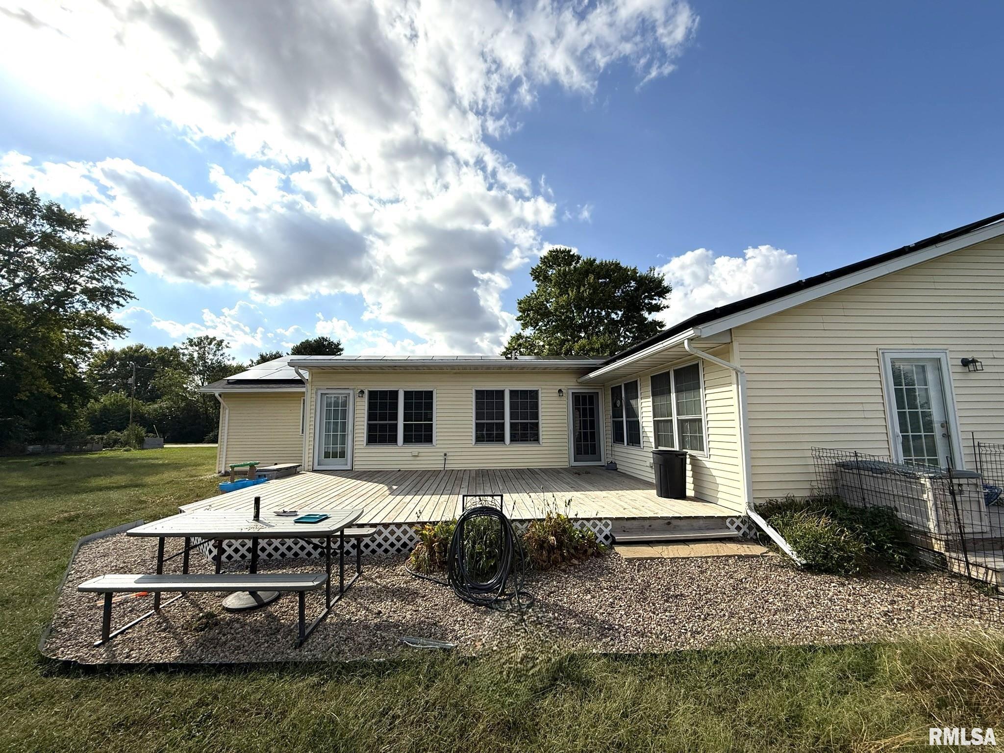 482 East 4th Street Woodhull, IL 61490 - Photo 4 of 58