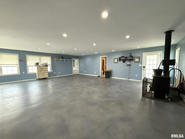 $200,000 | 482 East 4th Street, Woodhull, IL 61490