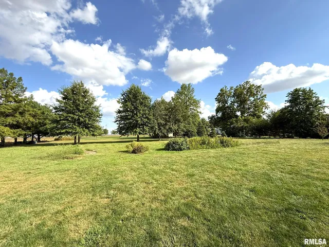 $200,000 | 482 East 4th Street, Woodhull, IL 61490