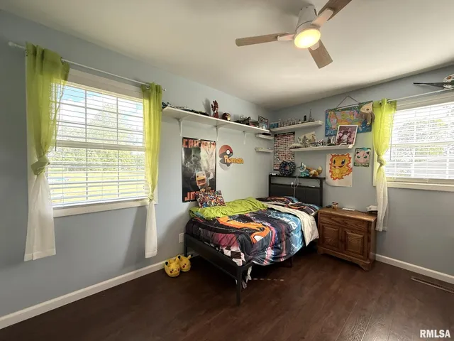 $200,000 | 482 East 4th Street, Woodhull, IL 61490