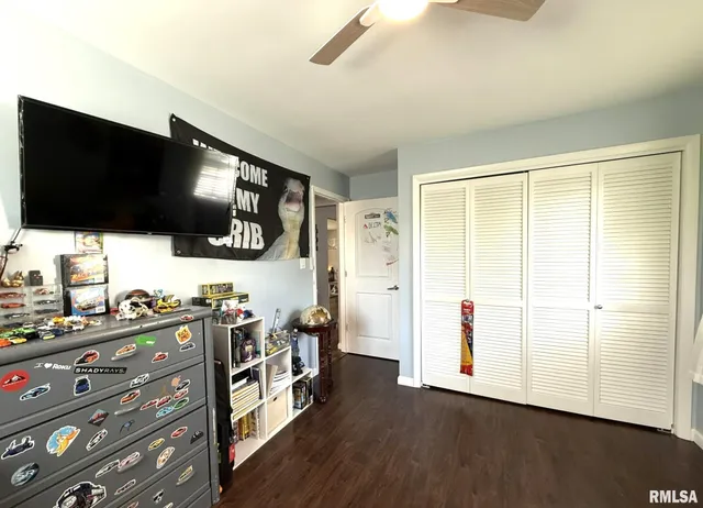 $200,000 | 482 East 4th Street, Woodhull, IL 61490