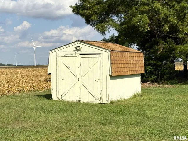 $200,000 | 482 East 4th Street, Woodhull, IL 61490