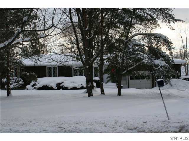 945 Casey Road Amherst, NY 14051 - Photo 1 of 1 Exterior Front