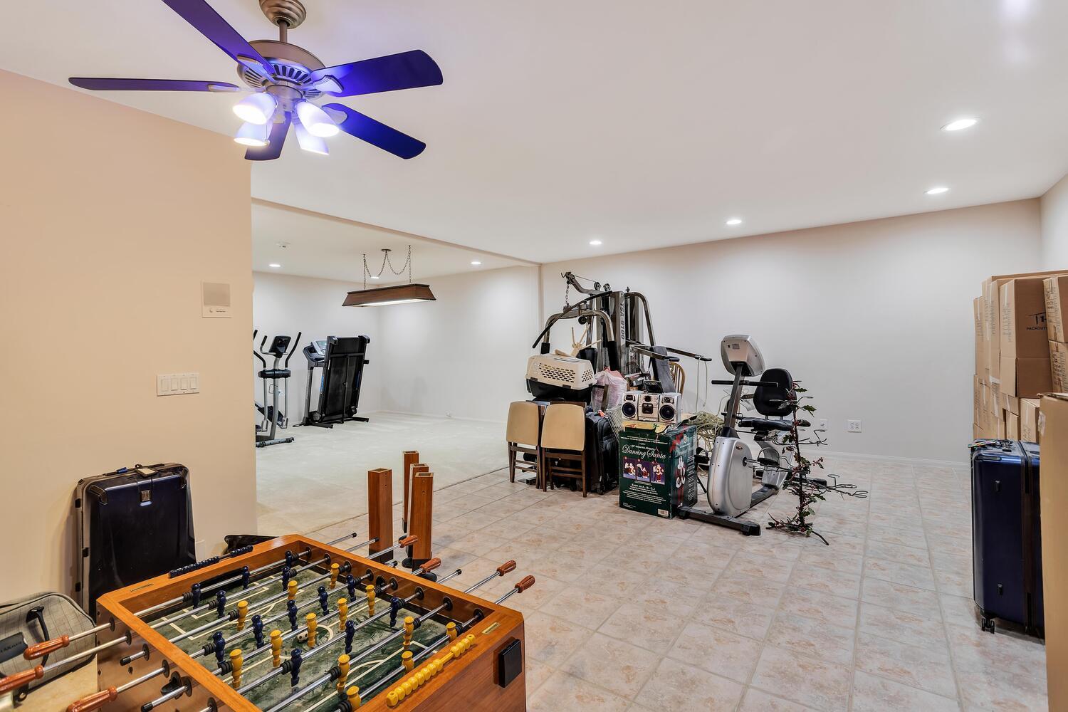 43920 Culebra Lane Bermuda Dunes, CA 92203 - Photo 36 of 66 a view of a room with gym equipment