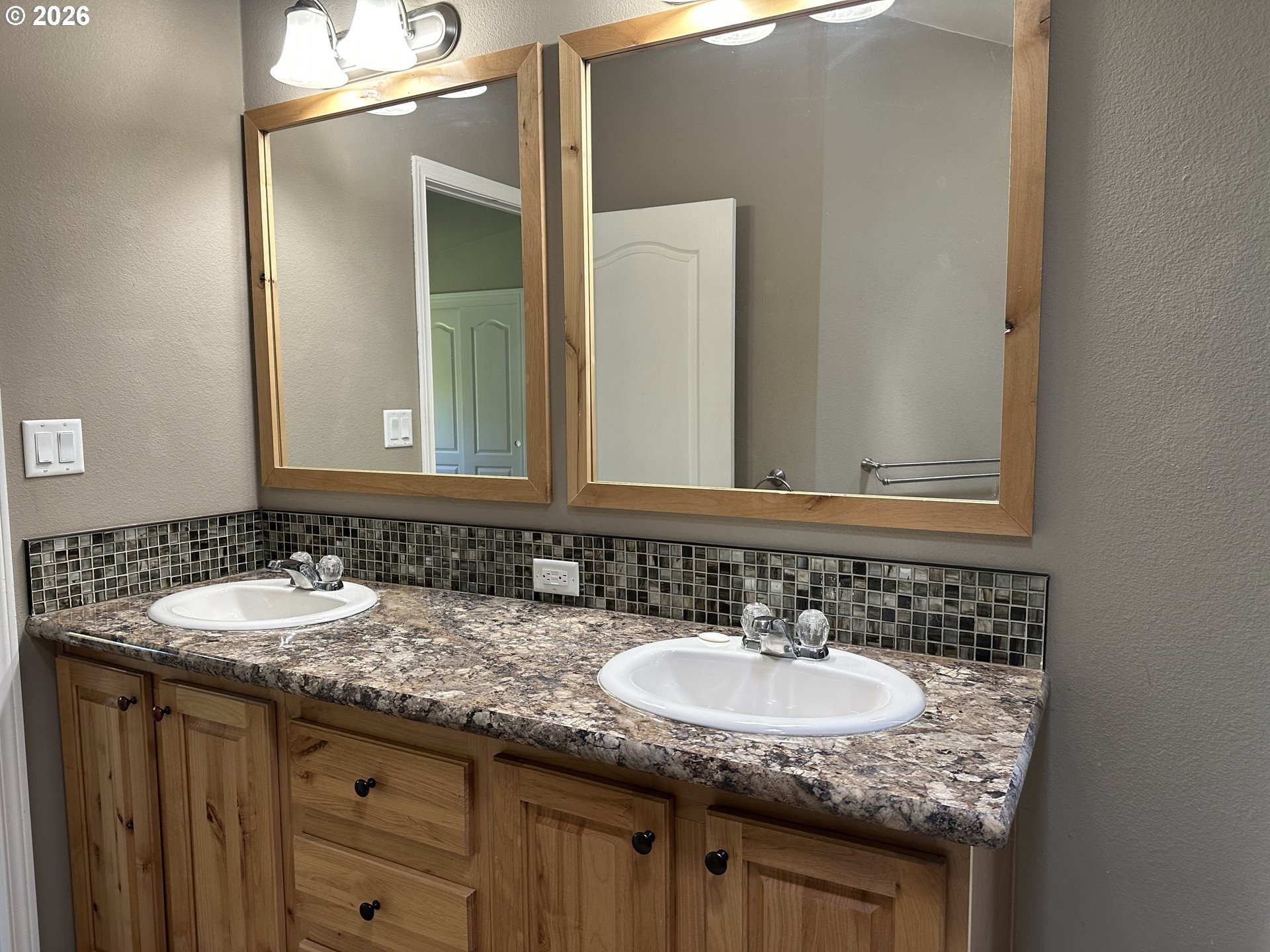 96422 Alder Ridge Road Brookings, OR 97415 - Photo 11 of 44 Bathroom