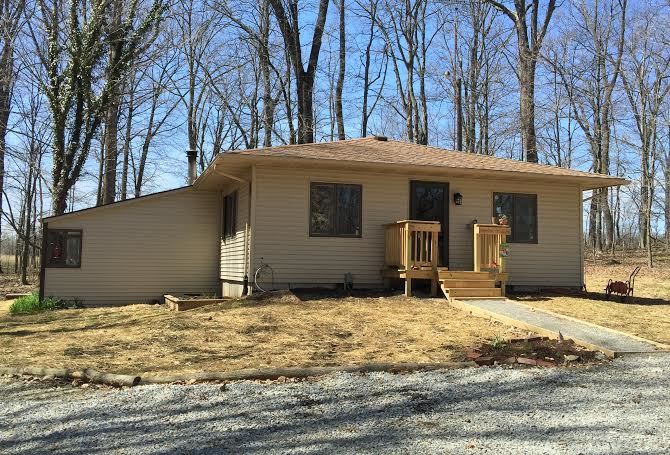 1763 North Pike Road Bedford, IN 47421 - Photo 1 of 29 Gallery Image 1