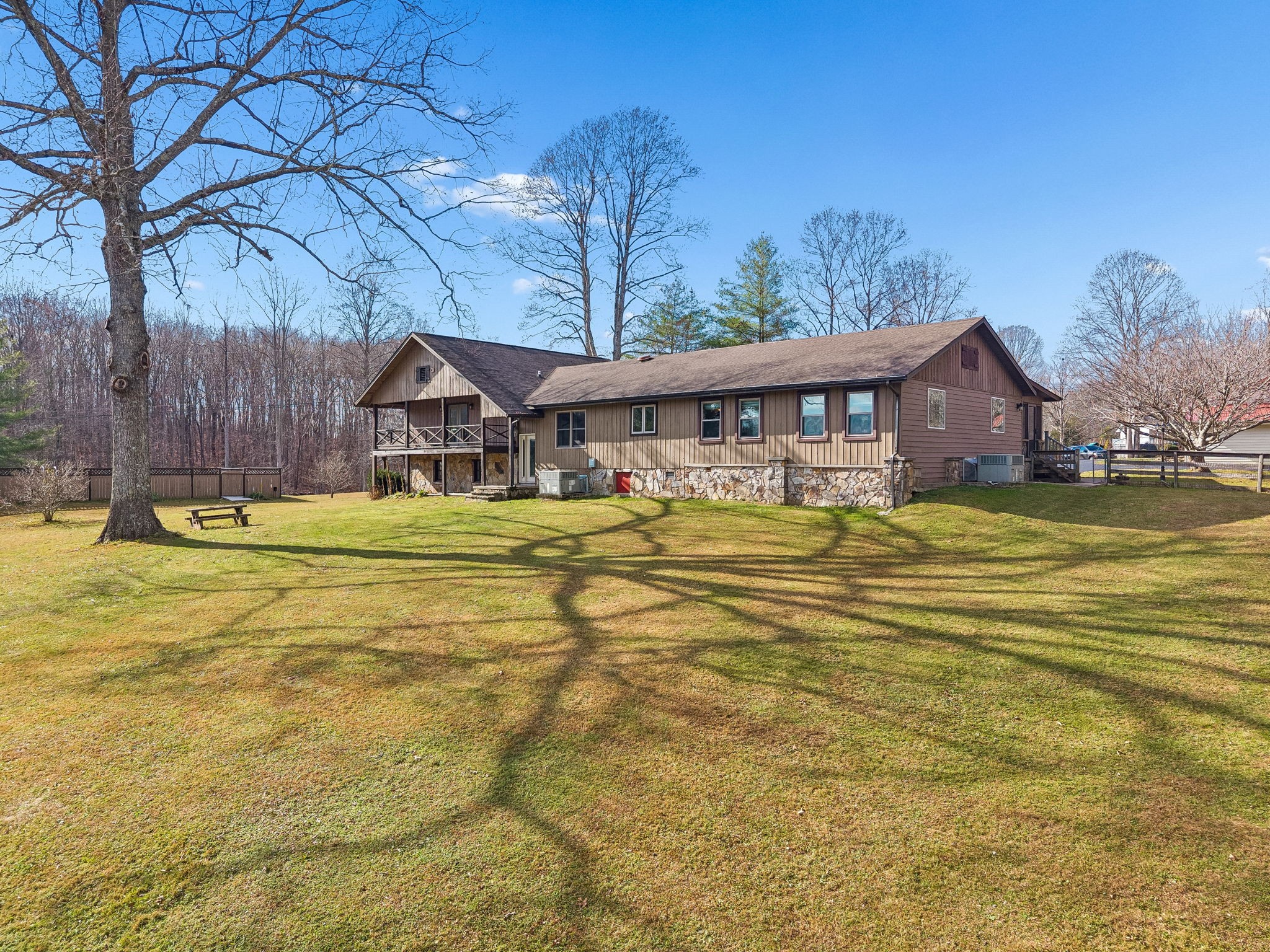 172 Littell Circle West Tracy City, TN 37387 - Photo 46 of 59 a view of a house with a swimming pool