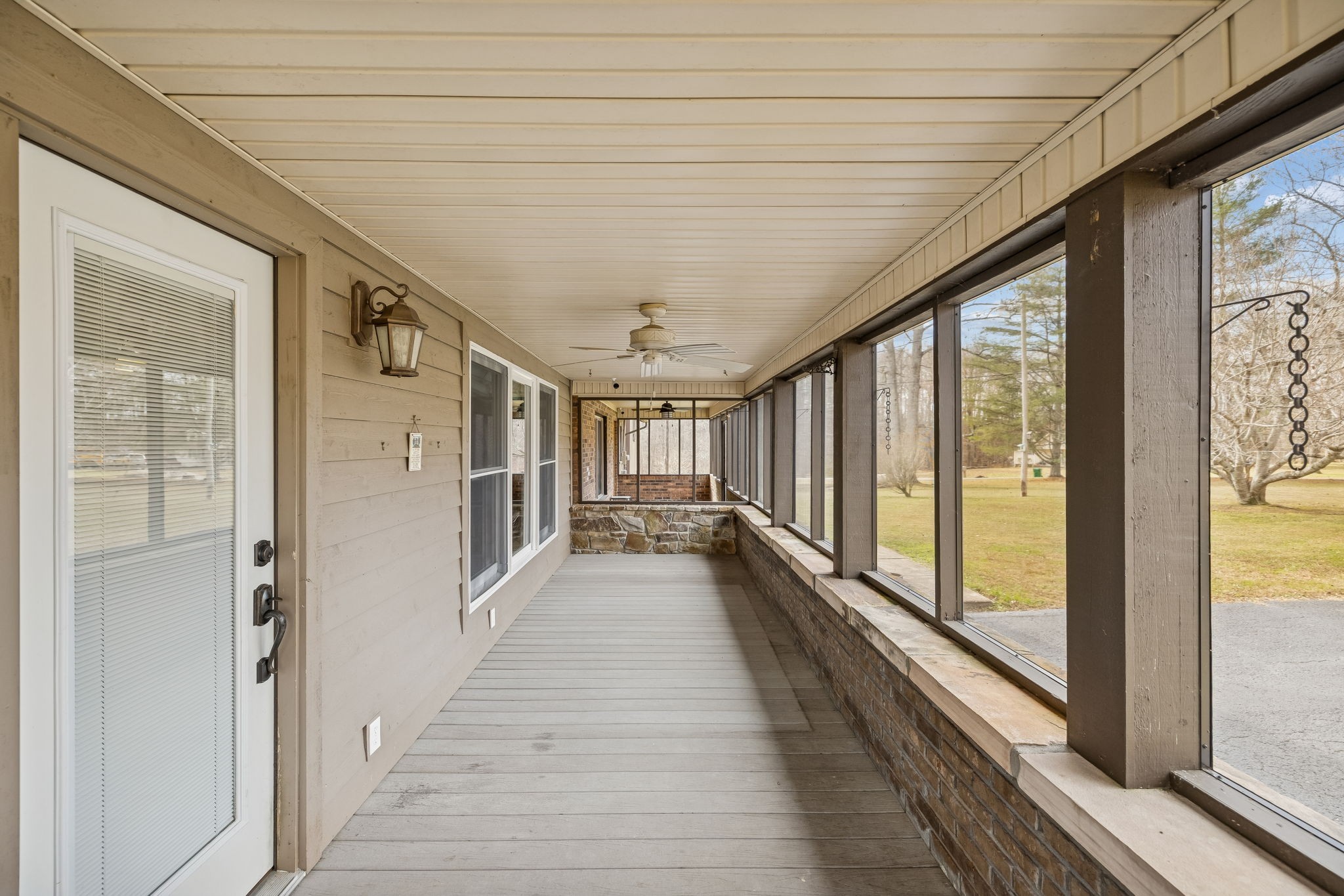 172 Littell Circle West Tracy City, TN 37387 - Photo 6 of 59 a view of gallery with wooden floor