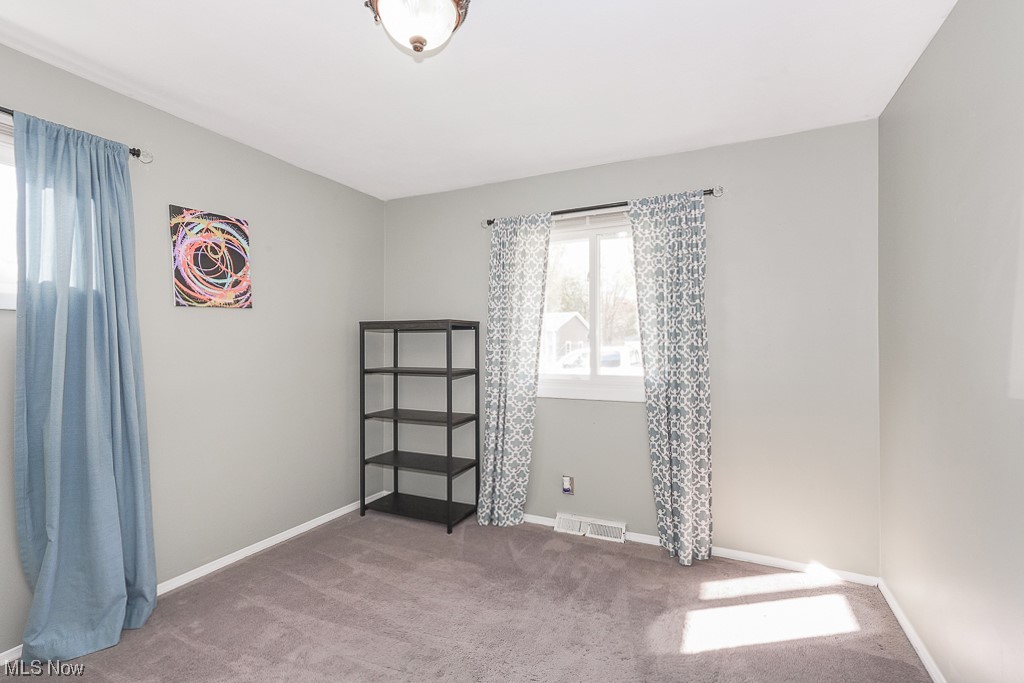 1127 Garden Road Willoughby, OH 44094 - Photo 15 of 33 View of carpeted spare room